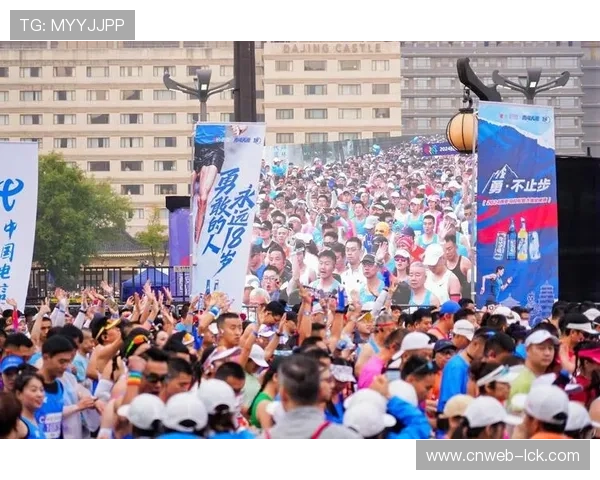 西安永宁门盛大仪式迎接十五国跳水健儿共襄国际赛事 西安永宁门盛大仪式迎接十五国跳水健儿共襄国际赛事