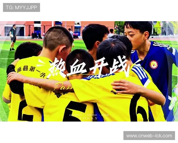 富源县联赛运动员抹去脸上雨珠笑称摔在泥地里也开心 富源县联赛运动员抹去脸上雨珠笑称摔在泥地里也开心