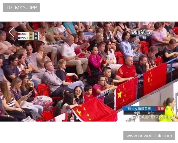 球迷圣诞礼物捐赠，俱乐部社区倡议暖心